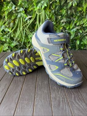 Merrell Gray with Lime Accent Kids Trail Shoes